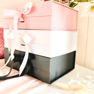 Geschenkbox | Mit Name & Schleife